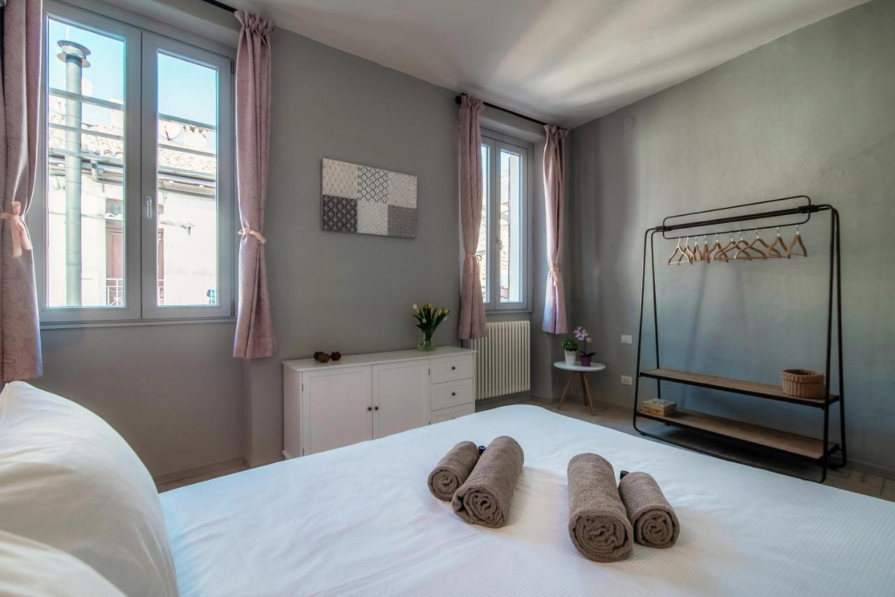 Апартаменти Barbablue Flat - The House Of Travelers Комо Екстер'єр фото
